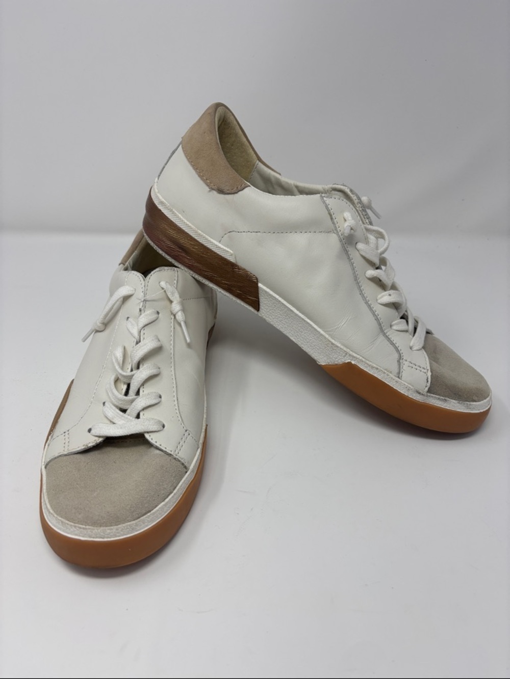 Dolce Vita | 9.5 Classic White & Beige Leather Sneakers with Gum Sole